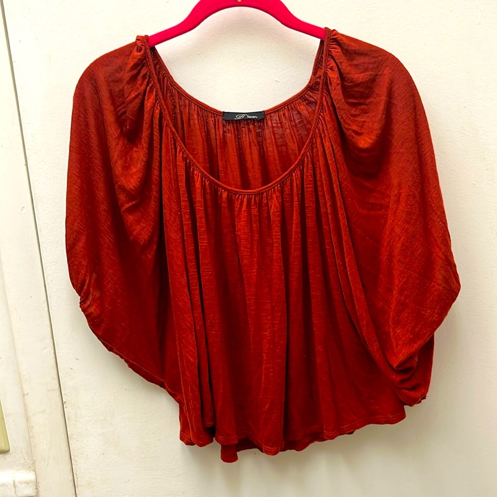 B'leev Rust shirt.Size Small